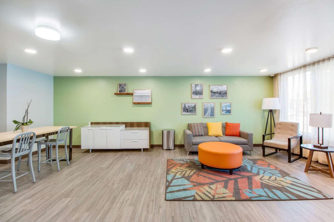Woodspring Airport 2* Bakersfield