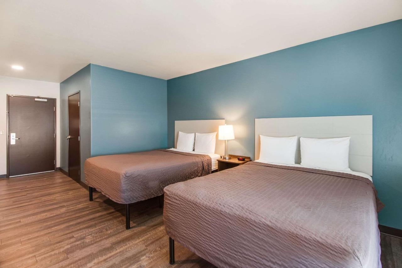 Hotel Woodspring Airport Bakersfield